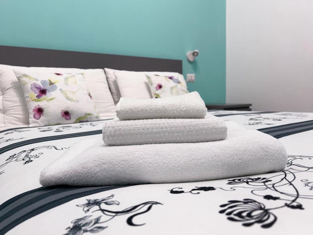 A Casa Di Ala Apartment Рим Екстериор снимка