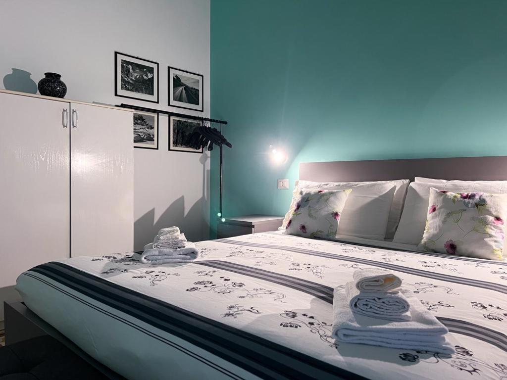 A Casa Di Ala Apartment Рим Екстериор снимка
