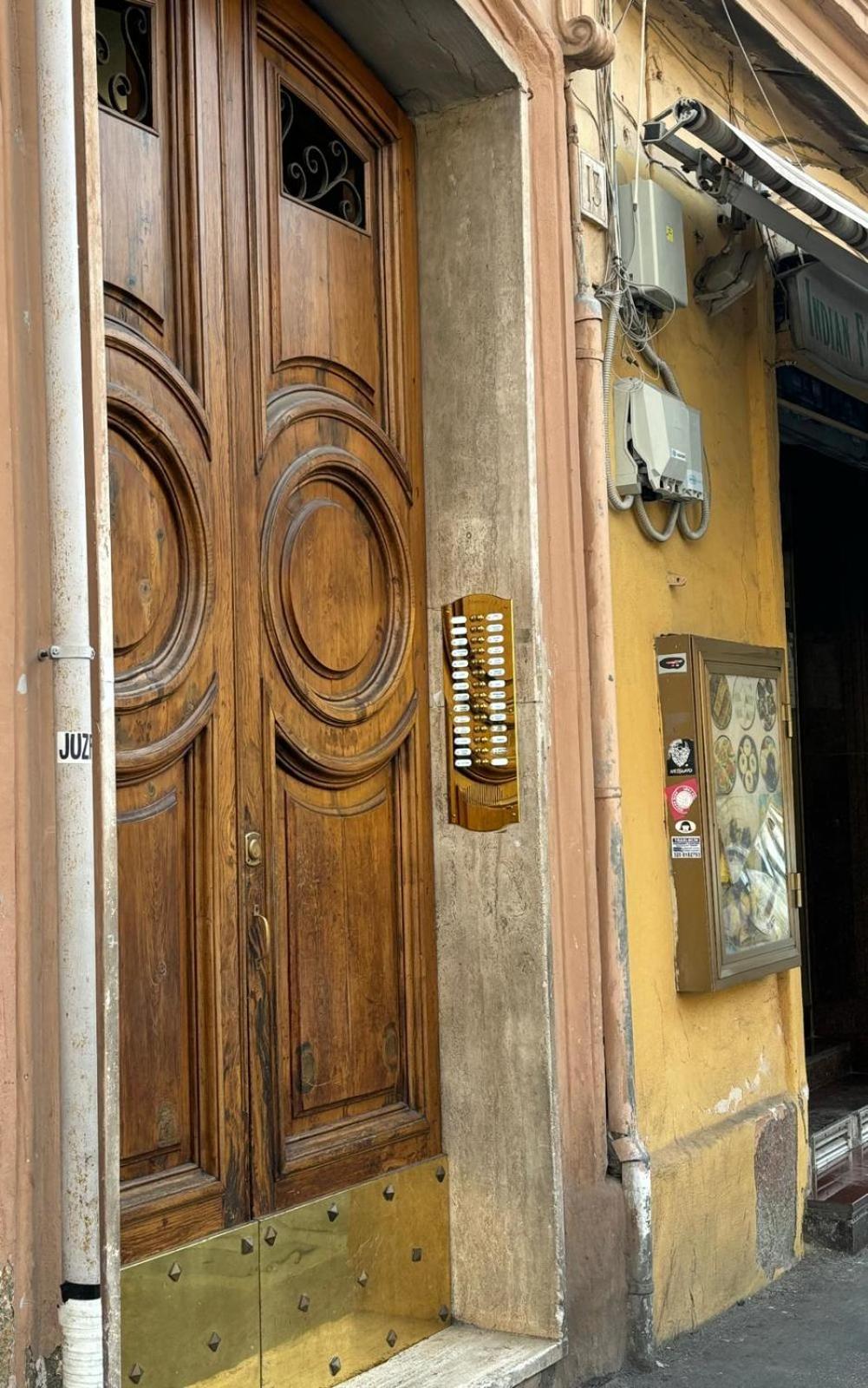 A Casa Di Ala Apartment Рим Екстериор снимка
